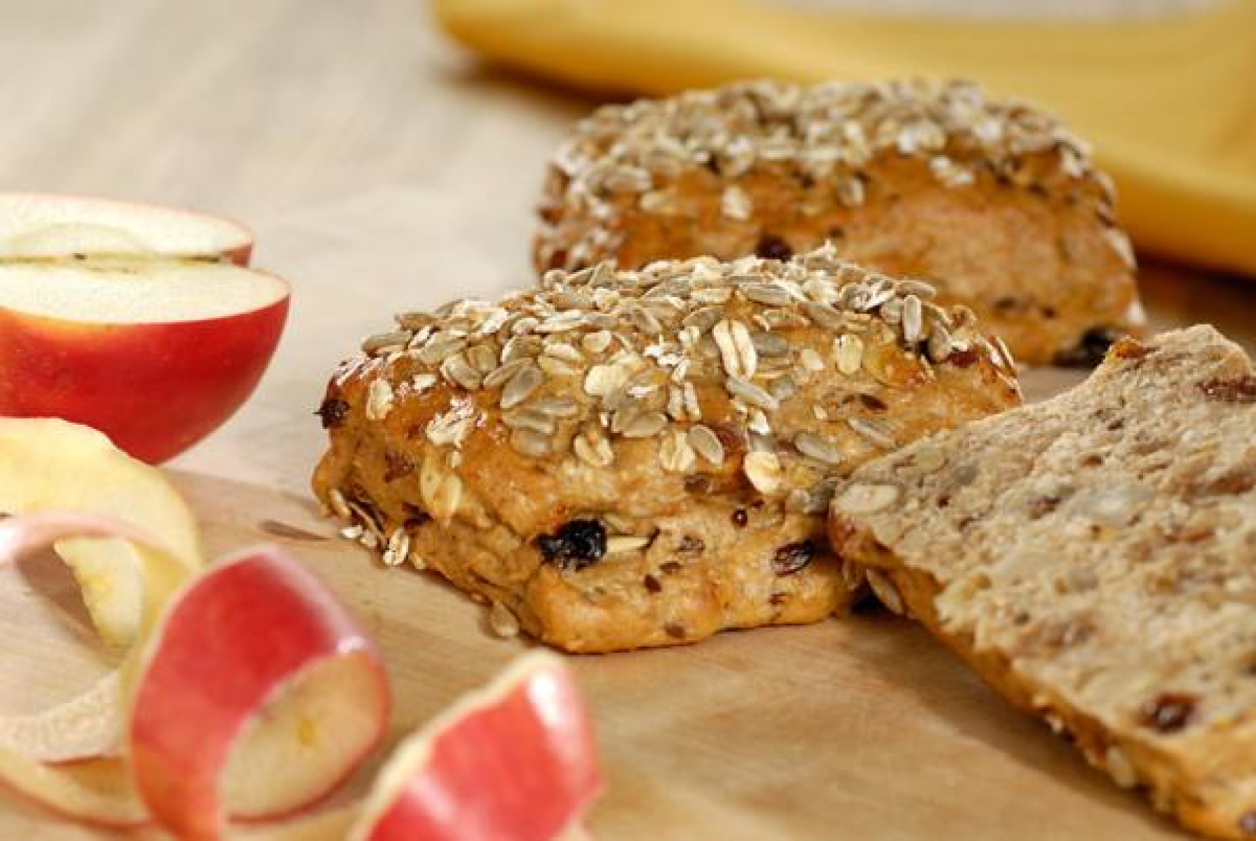 Apfel Nuß Brötchen