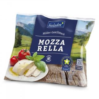 b* Mozzarella Kugel