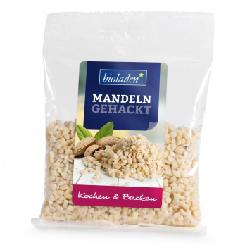 b*Mandeln blanchiert gehackt